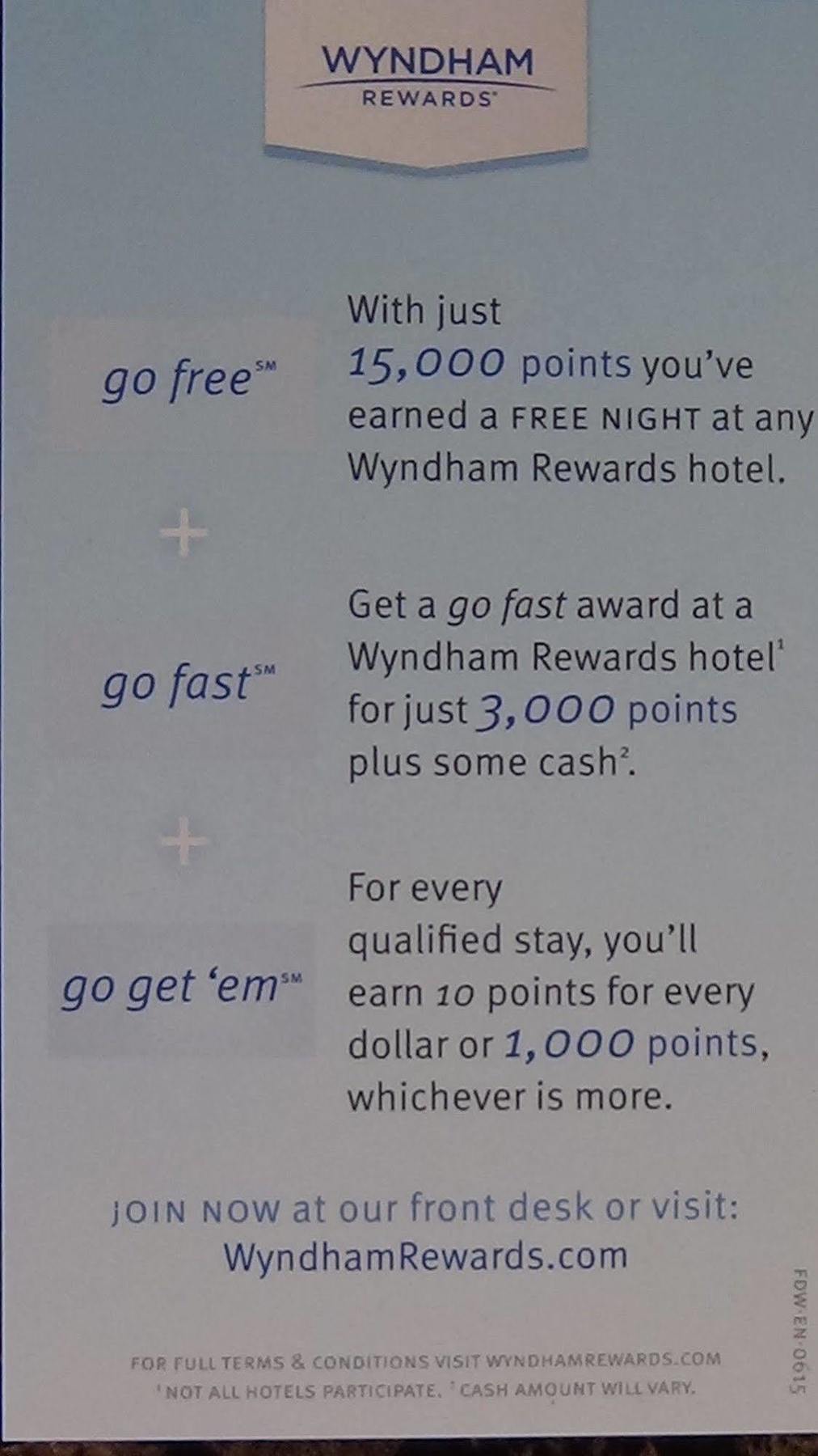 Howard Johnson By Wyndham Wichita Airport Buitenkant foto